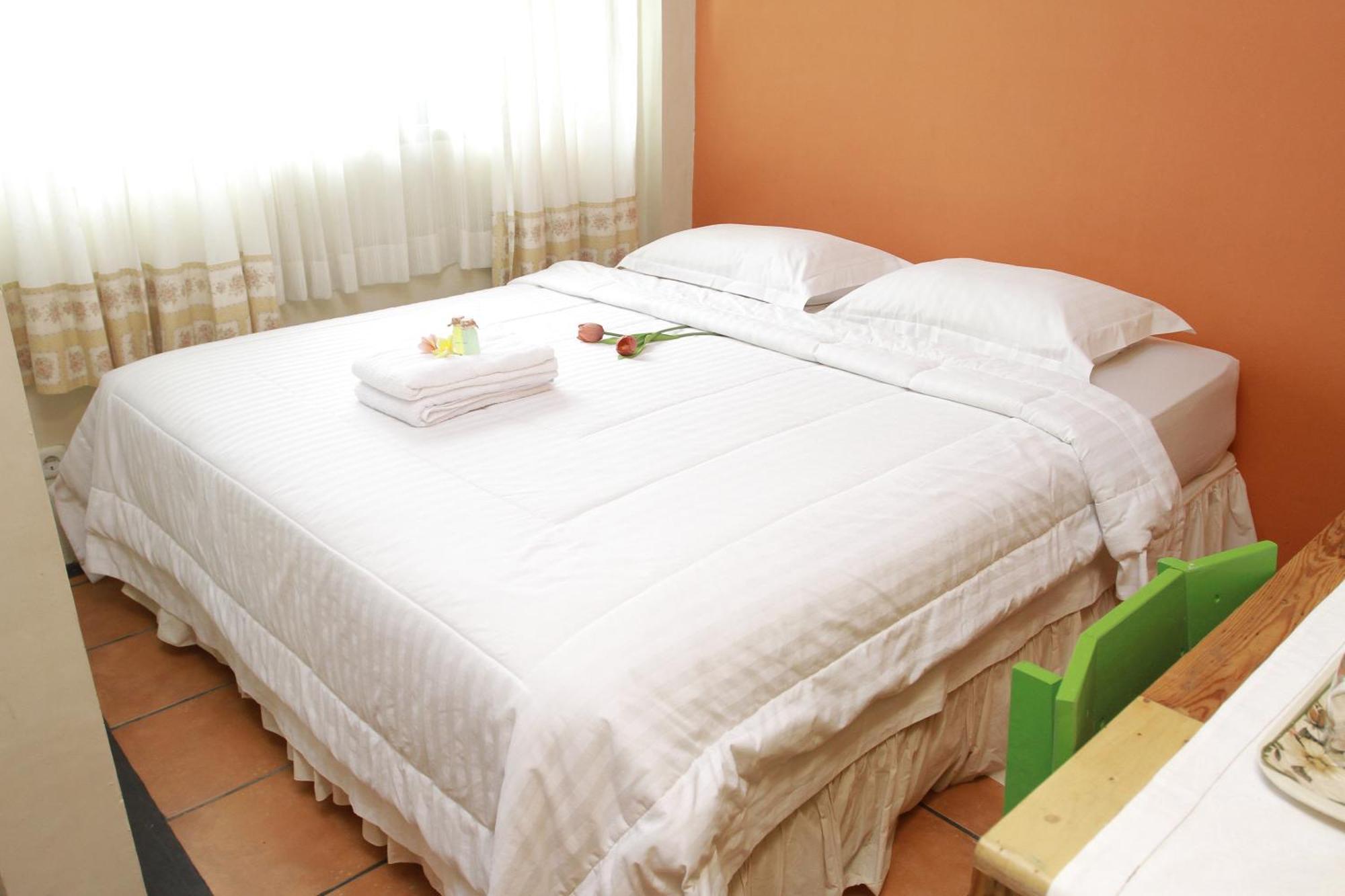 Hotel Roemah 28 Syariah Medan Exteriér fotografie